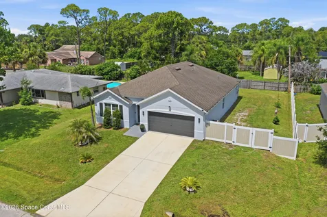 270 De Castro Avenue SE Palm Bay FL 32909