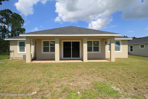1658 Hamilton Avenue SW Palm Bay FL 32908