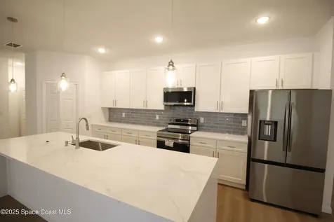 1658 Hamilton Avenue SW Palm Bay FL 32908
