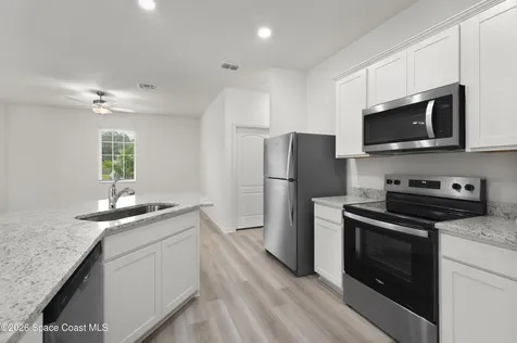 914 Talplin Street SE Palm Bay FL 32909