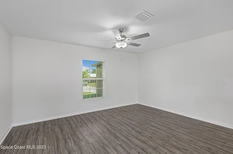 1141 Salina Street SE Palm Bay FL 32909