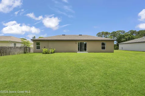 1141 Salina Street SE Palm Bay FL 32909