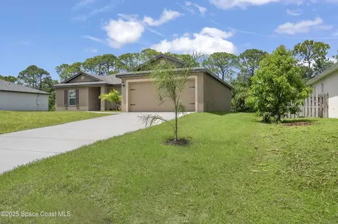 1141 Salina Street SE Palm Bay FL 32909