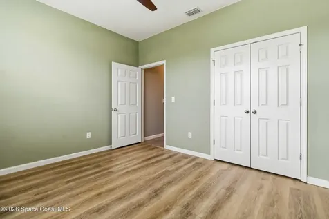 5349 Waterfall Place Grant FL 32949