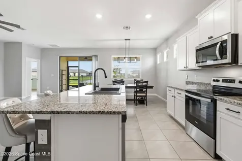 5349 Waterfall Place Grant FL 32949