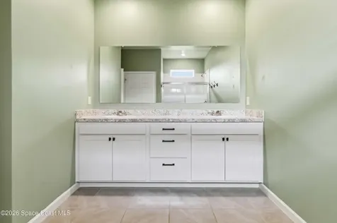 5349 Waterfall Place Grant FL 32949