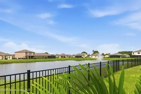 5349 Waterfall Place Grant FL 32949