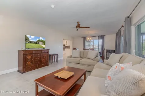 115 S Indian Circle Cocoa FL 32922