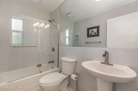 115 S Indian Circle Cocoa FL 32922