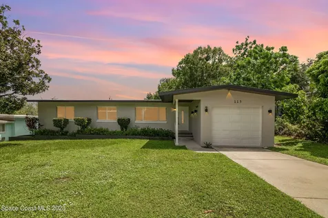 115 S Indian Circle Cocoa FL 32922