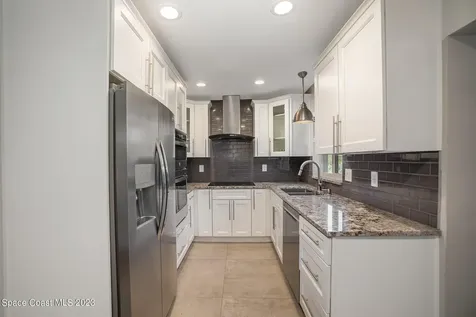 115 S Indian Circle Cocoa FL 32922