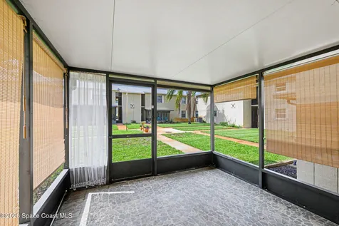 4304 London Town Road S Titusville FL 32796