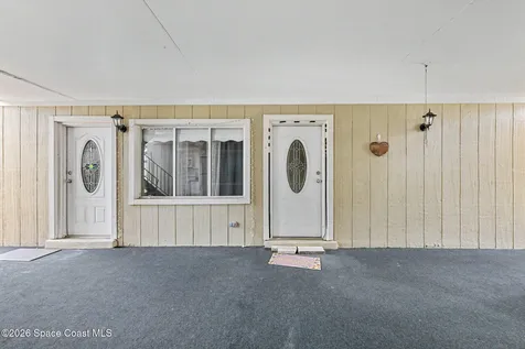 4304 London Town Road S Titusville FL 32796