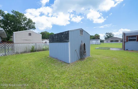 2949 Easy Street Mims FL 32754