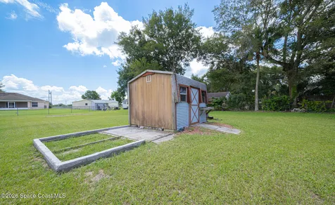 2949 Easy Street Mims FL 32754