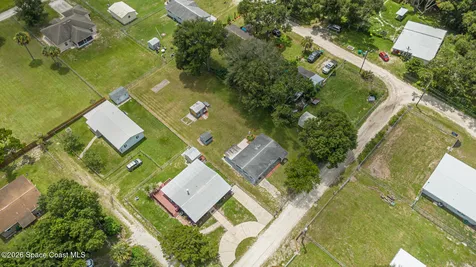 2949 Easy Street Mims FL 32754