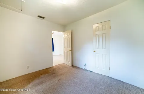 2949 Easy Street Mims FL 32754