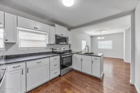 2254 Pelham Street NE Palm Bay FL 32905