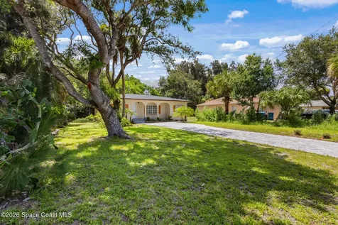 2254 Pelham Street NE Palm Bay FL 32905