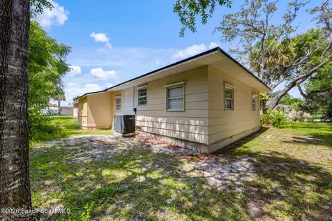2254 Pelham Street NE Palm Bay FL 32905