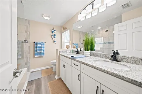 427 Hammond Street SW Palm Bay FL 32908
