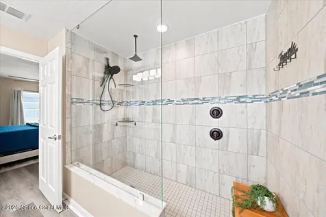427 Hammond Street SW Palm Bay FL 32908