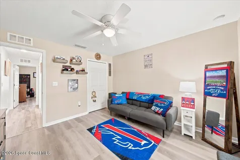 427 Hammond Street SW Palm Bay FL 32908