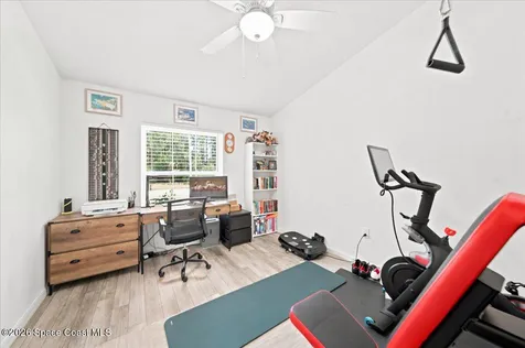 427 Hammond Street SW Palm Bay FL 32908