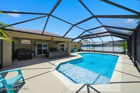 427 Hammond Street SW Palm Bay FL 32908