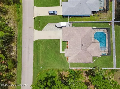 427 Hammond Street SW Palm Bay FL 32908