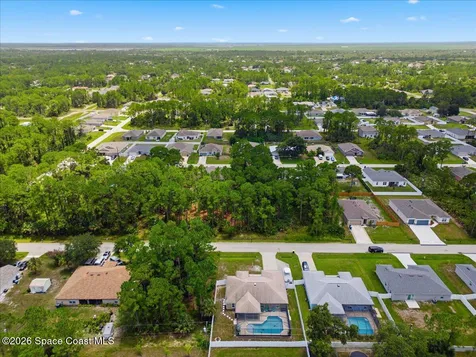 427 Hammond Street SW Palm Bay FL 32908
