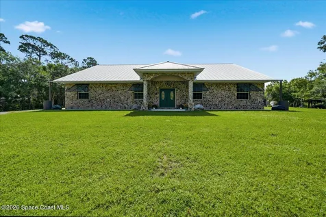 4207 Fortuna Avenue Malabar FL 32950