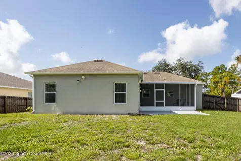 471 Bluefields Street SE Palm Bay FL 32909