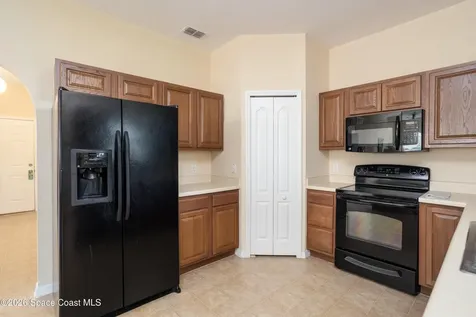 471 Bluefields Street SE Palm Bay FL 32909