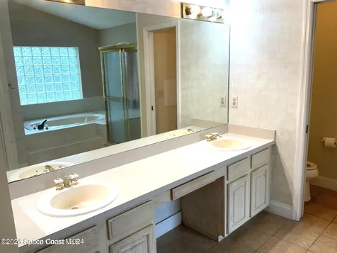 1170 Briar Run Circle Malabar FL 32950