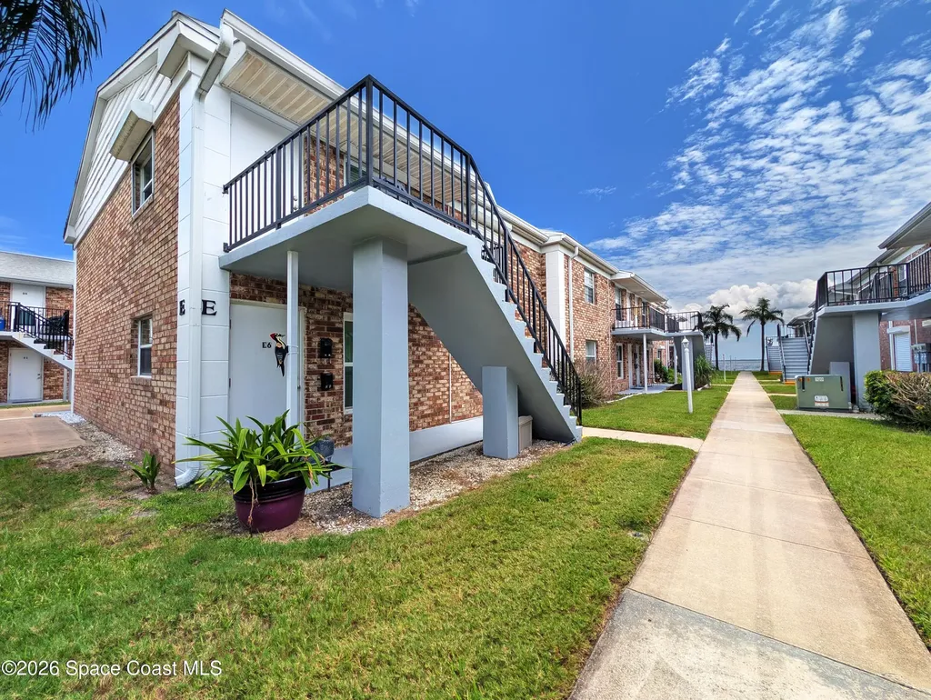 190 E Olmstead Drive Titusville FL 32780