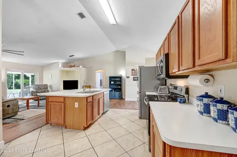 1345 Coventry Circle Melbourne FL 32904
