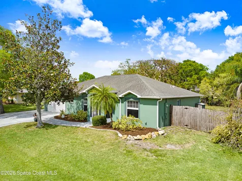 1345 Coventry Circle Melbourne FL 32904