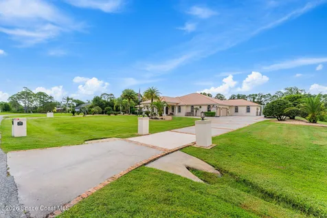 3565 Sparrow Hawk Trail Mims FL 32754