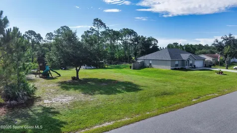 3027 Langmaid Avenue SE Palm Bay FL 32909