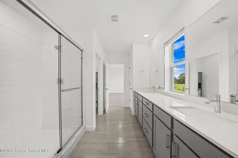 640 Veridian Circle NW Palm Bay FL 32907
