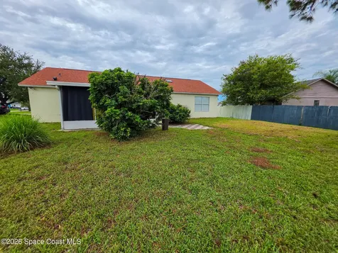1681 Vallee Street NW Palm Bay FL 32907