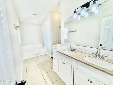 2015 Canopy Drive Melbourne FL 32935