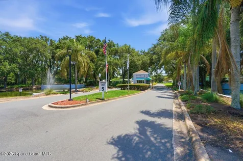 304 Portside Lane Edgewater FL 32141