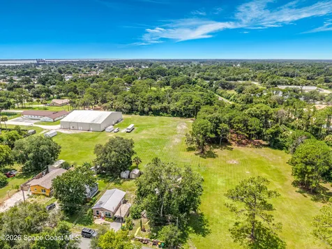 819 Kanawha Street Cocoa FL 32927