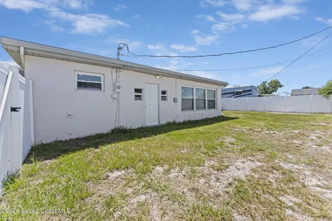 676 Ixora Drive Melbourne FL 32935