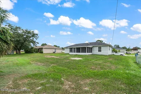 360 Wendover Road SW Palm Bay FL 32908