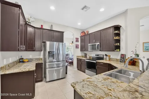 2071 Thornwood Drive SE Palm Bay FL 32909