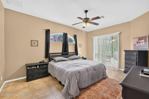 2071 Thornwood Drive SE Palm Bay FL 32909