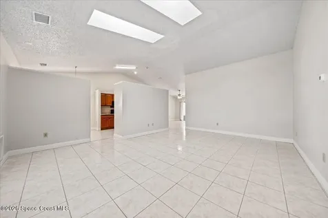 1839 Clover Circle Melbourne FL 32935